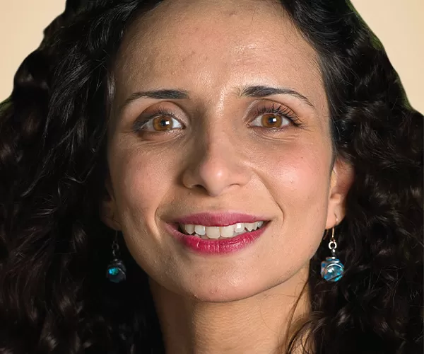 ELLA AL-SHAMAHI –  Nat Geo Explorer, Paleoanthropologist, Comedian & Neanderthal Expert